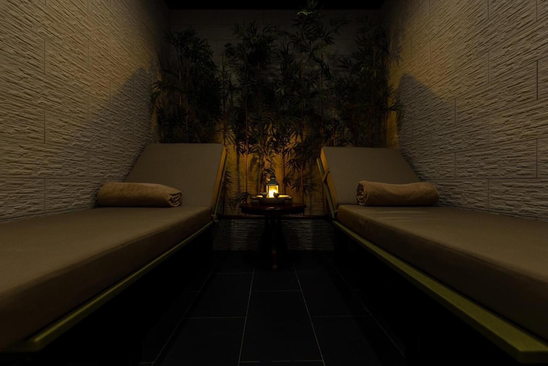 Divan Suites Batoemi Buitenkant foto