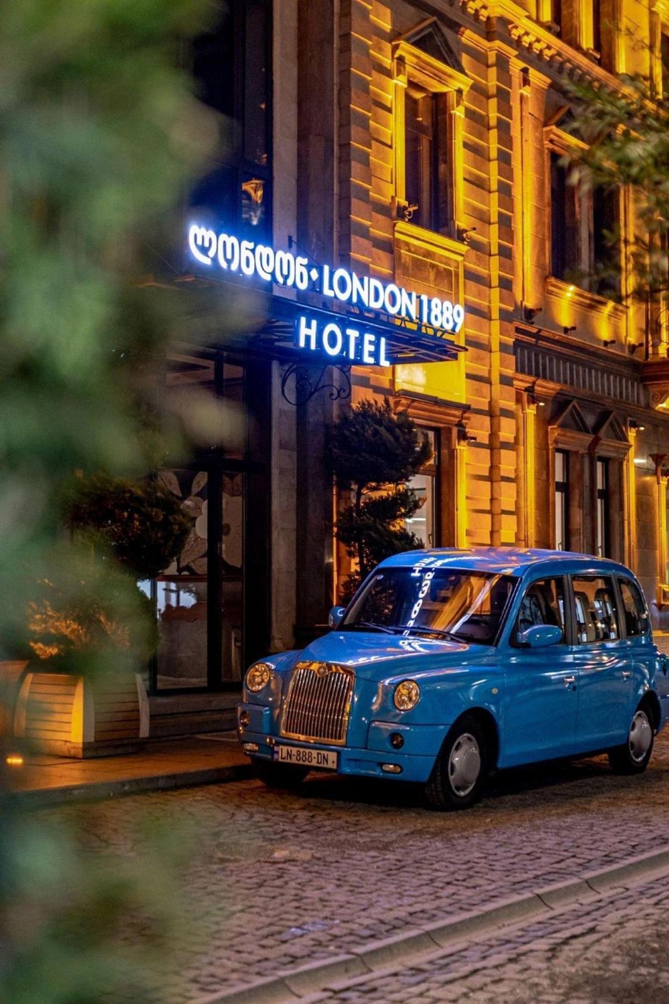 Divan Suites Batoemi Buitenkant foto